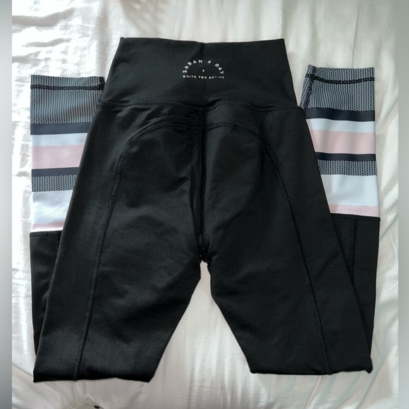 White Fox x Sarah’s Day legging, size xs/s, black w/ white+pink design at ankles - Picture 3 of 4